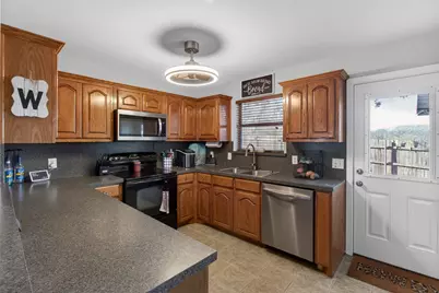 303 Pasley Street, Waxahachie, TX 75165 - Photo 6