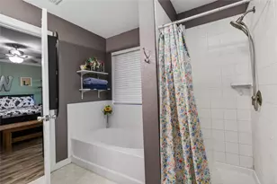 303 Pasley St, Waxahachie, TX 75165 - Photo 12