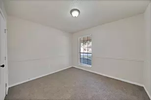 5300 Stagetrail Dr, Arlington, TX 76017 - Photo 16