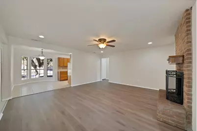 5300 Stagetrail Drive, Arlington, TX 76017 - Photo 6