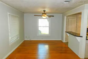 2216 Palmer Dr, Denton, TX 76209 - Photo 4