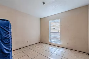 10315 Red Elm Rd, Dallas, TX 75243 - Photo 18