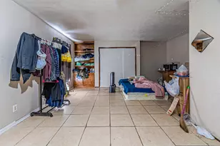 10315 Red Elm Rd, Dallas, TX 75243 - Photo 22