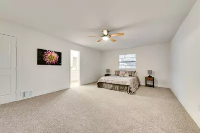 5645 Comer Drive, Fort Worth, TX 76134 - Photo 12