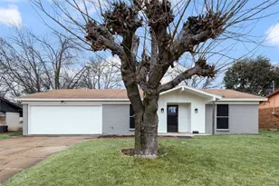 5645 Comer Dr, Fort Worth, TX 76134 - Photo 6