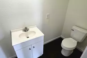 4302 Roberts St, Greenville, TX 75401 - Photo 16