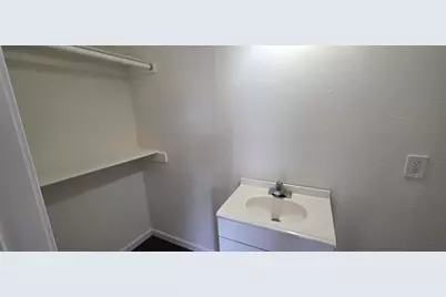 4302 Roberts Street, Greenville, TX 75401 - Photo 14