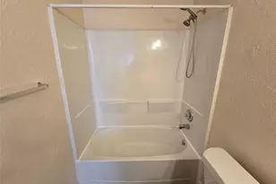 552 Greenway Dr, Saginaw, TX 76179 - Photo 24