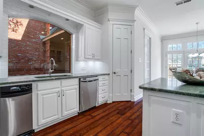 1810 Lakeshore Court, McKinney, TX 75072 - Photo 8