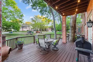 1810 Lakeshore Ct, McKinney, TX 75072 - Photo 2
