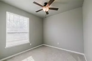 404 Colony St, Eastland, TX 76448 - Photo 10