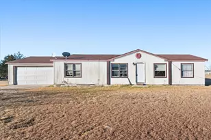 377 NW County Rd 2005, Corsicana, TX 75110 - Photo 1