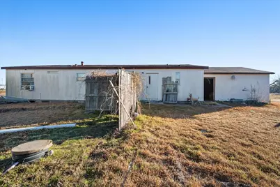 377 NW County Road 2005, Corsicana, TX 75110 - Photo 24
