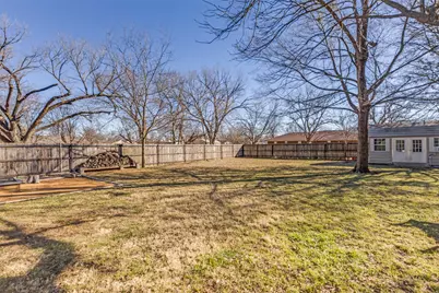 112 W Elm Street, Howe, TX 75459 - Photo 24