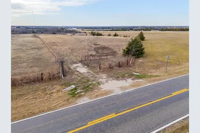 18528 E Fm-1396, Windom, TX 75492 - Photo 22