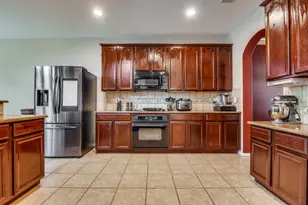 200 Bayonne Dr, Mansfield, TX 76063 - Photo 12