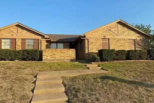 1032 Gannon Dr, Plano, TX 75025 - Photo 2