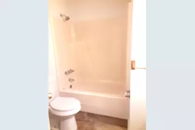 812 Summercrest Boulevard #B, Burleson, TX 76028 - Photo 4