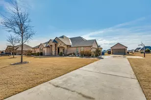2143 Canyon Rd, Celina, TX 75009 - Photo 2