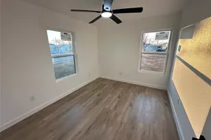 215 Southwood Dr, Garland, TX 75040 - Photo 10
