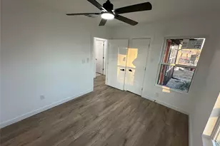 215 Southwood Dr, Garland, TX 75040 - Photo 8