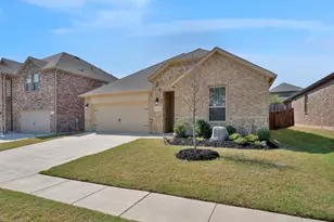 11228 Ponderosa Trl, Aubrey, TX 76227 - Photo 2