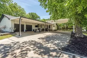 100 Hilltop Ct, Willow Park, TX 76087 - Photo 4