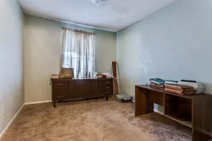 8001 Carrick St, Benbrook, TX 76116 - Photo 12