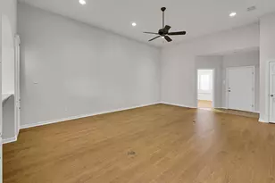 1904 Casual Cir, Waco, TX 76712 - Photo 6