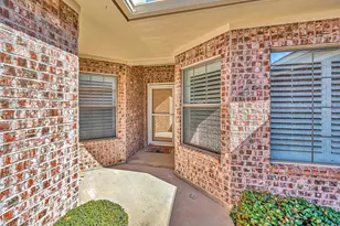 1904 Casual Cir, Waco, TX 76712 - Photo 2