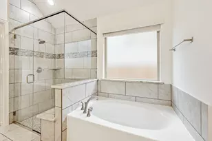 152 Rosewood Dr, Glenn Heights, TX 75154 - Photo 32