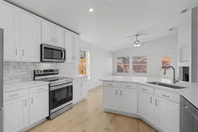 4516 Fox Sedge Lane, Denton, TX 76208 - Photo 10