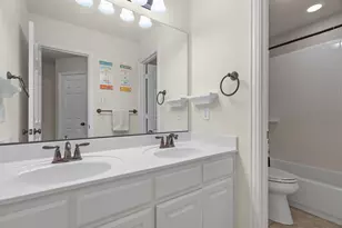 8221 Bayberry Ave, Lantana, TX 76226 - Photo 30