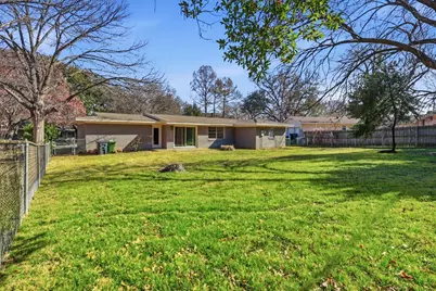 1304 Sherwood Drive, Arlington, TX 76013 - Photo 12