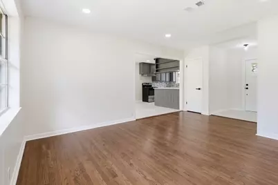 1304 Sherwood Drive, Arlington, TX 76013 - Photo 4