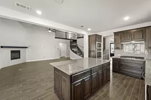 633 Ole Opry Dr, Burleson, TX 76028 - Photo 18