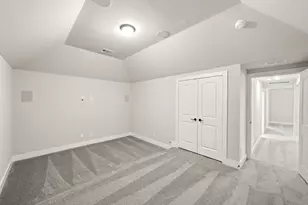 633 Ole Opry Dr, Burleson, TX 76028 - Photo 24