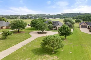 1204 E Scandinavian Ct, Granbury, TX 76048 - Photo 10