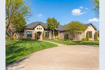 1204 E Scandinavian Court, Granbury, TX 76048 - Photo 2