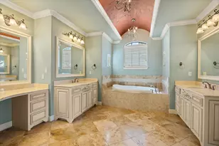 1204 E Scandinavian Ct, Granbury, TX 76048 - Photo 24