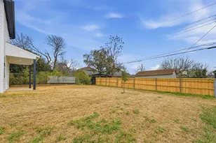 4448 Marcell Ave, Dallas, TX 75211 - Photo 34