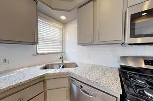 6015 Reiger Ave, Dallas, TX 75214 - Photo 2