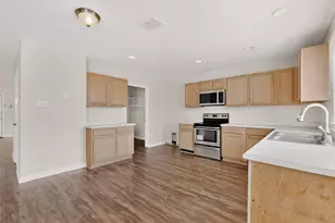 2805 Hillside Dr, Mesquite, TX 75149 - Photo 8