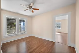 1038 E Maddox Ave, Fort Worth, TX 76104 - Photo 8