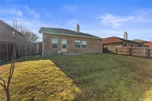 8105 York Beach Pl, Arlington, TX 76002 - Photo 30