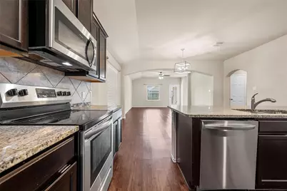 3217 Beutel Road, Lorena, TX 76655 - Photo 12