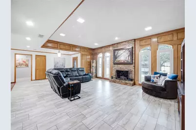 2246 Valley Mill, Carrollton, TX 75006 - Photo 2