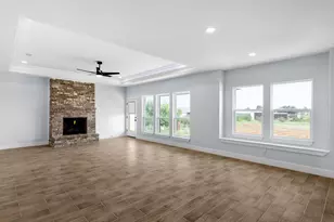 1013 Magnolia Ct, Springtown, TX 76082 - Photo 6