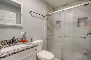 906 Cypress Ct, Arlington, TX 76014 - Photo 26