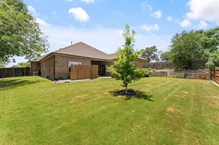 8912 Holt St, Lakeside, TX 76135 - Photo 10